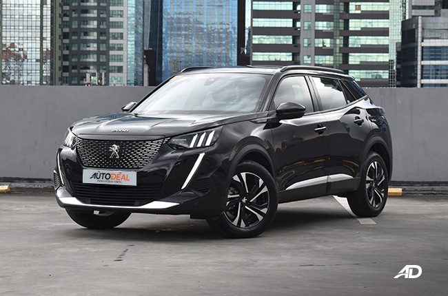 Peugeot 2008 exterior front quarter