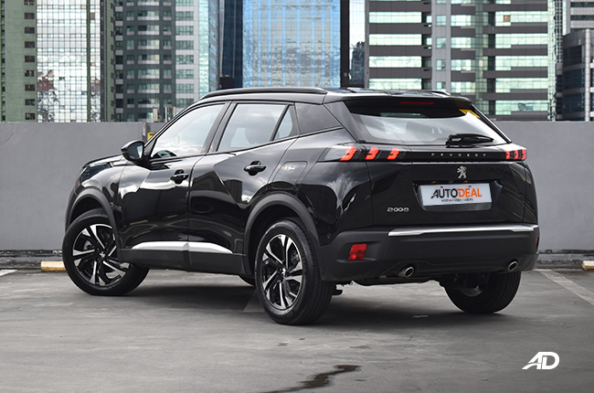 Peugeot 2008 exterior rear quarter