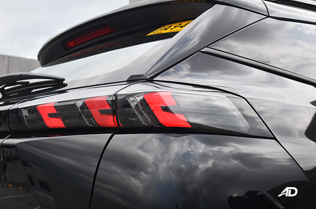 Peugeot 2008 exterior taillight