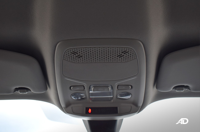 Peugeot 2008 interior lights