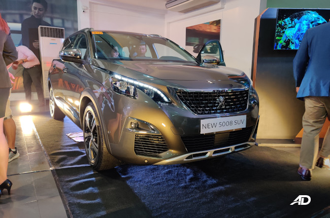 Peugeot 5008 Allure Exterior Front 