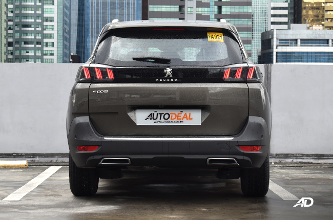 Peugeot 5008 exterior rear