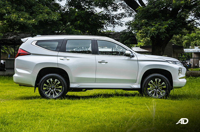 refreshed montero sport exterior side