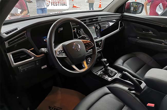 Ssangyong Korando interior dash