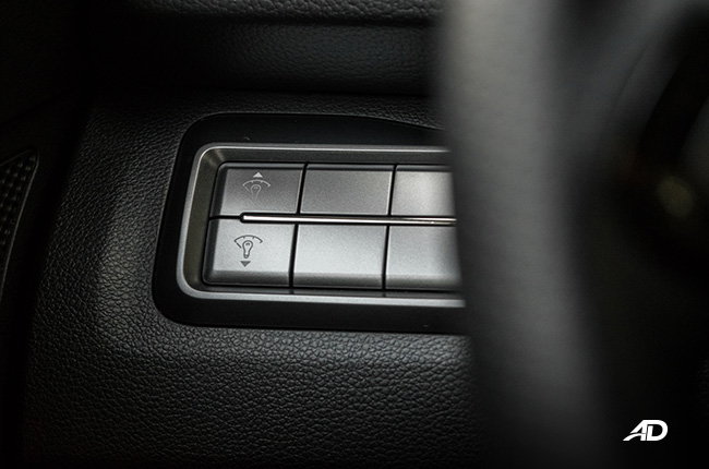 ssangyong tivoli diesel review road test brightness control interior