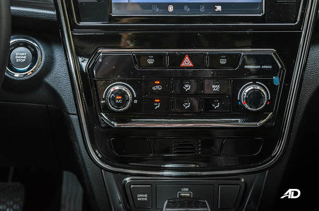 ssangyong tivoli diesel review road test climate control interior philippines