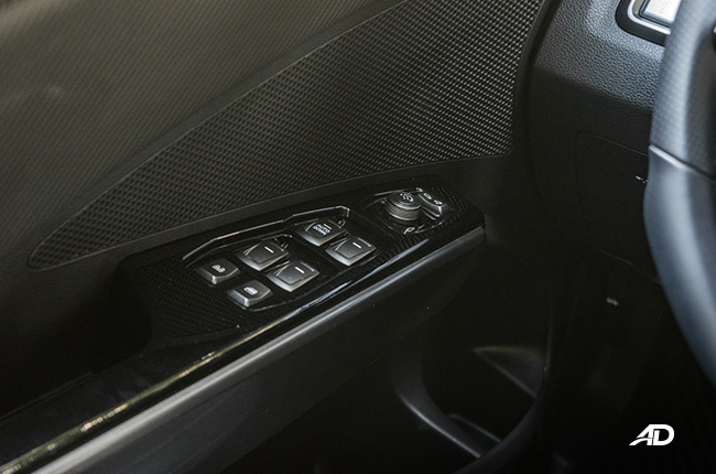 ssangyong tivoli diesel review road test door controls interior philippines