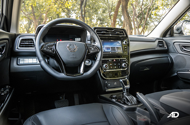 ssangyong tivoli diesel review road test front cabin interior philippines