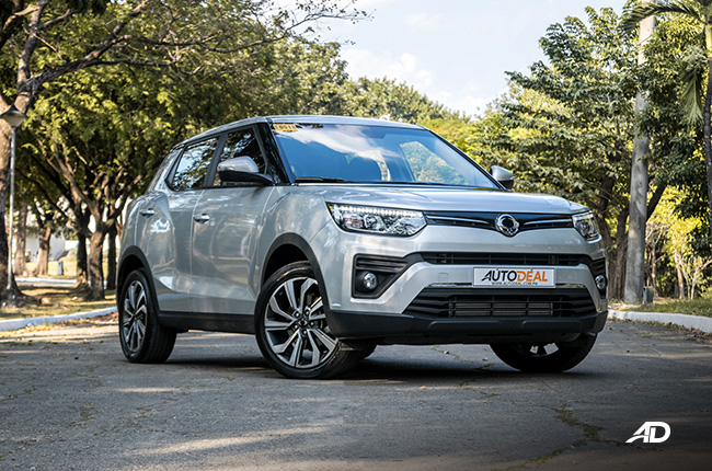 ssangyong tivoli diesel review road test front quarter exterior philippines