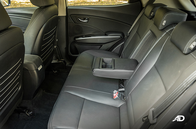 ssangyong tivoli diesel review road test rear cabin interior