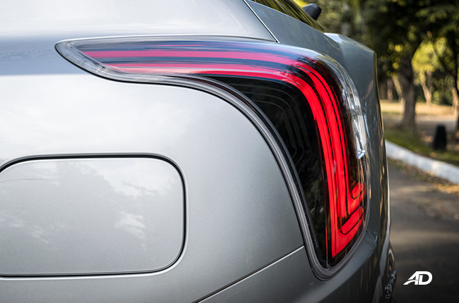 ssangyong tivoli diesel review road test side taillights exterior