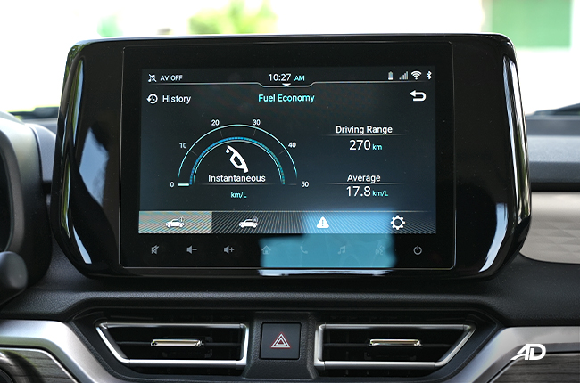 Suzuk Dzire Hybrid Infotainment System