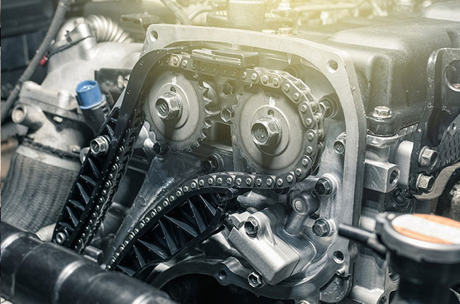 Timing chain clearance on a car