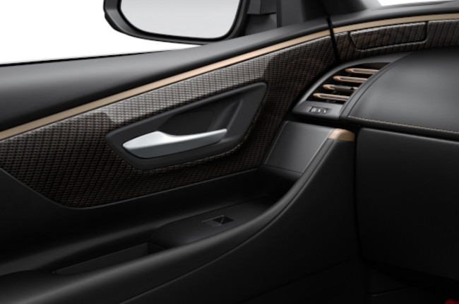 Toyota Alphard interior