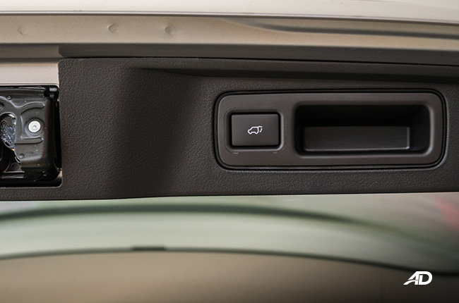 Toyota Fortuner 2.8 V 4x4 Diesel Power Tailgate