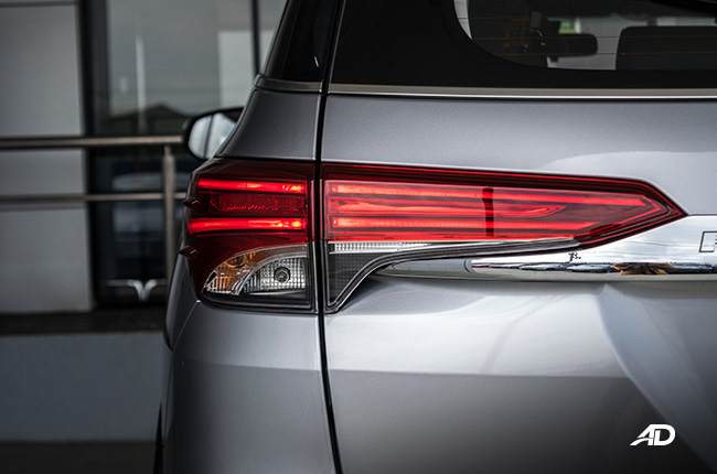 Toyota Fortuner 2.8 V 4x4 Diesel Rear Taillight