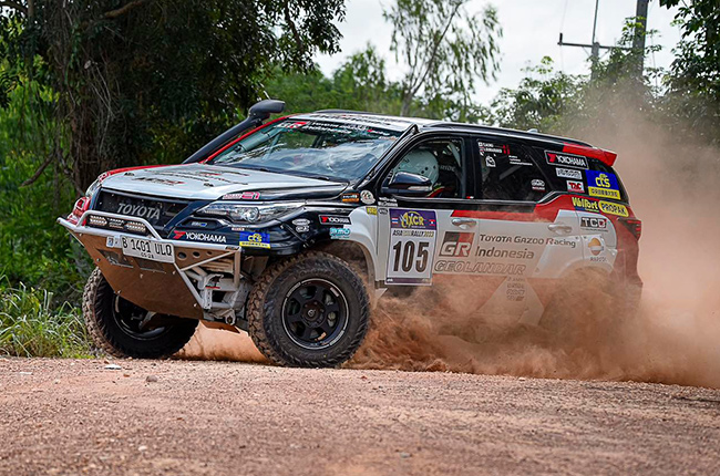 Toyota Fortuner AXCR 2023