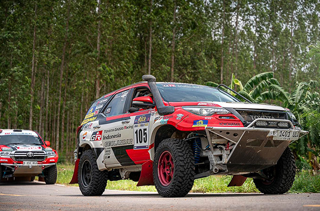 Toyota Fortuner AXCR 2023