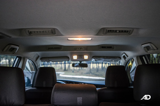 toyota innova e review road test aircon vents interior