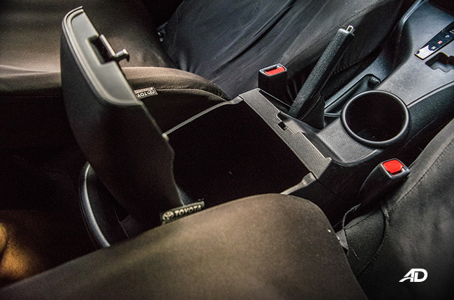 toyota innova e review road test console box interior philippines