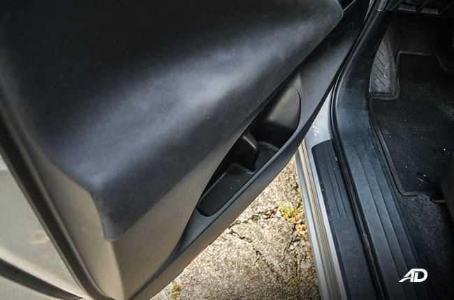 toyota innova e review road test door pockets interior