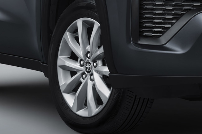 Toyota Innova G Indonesia 