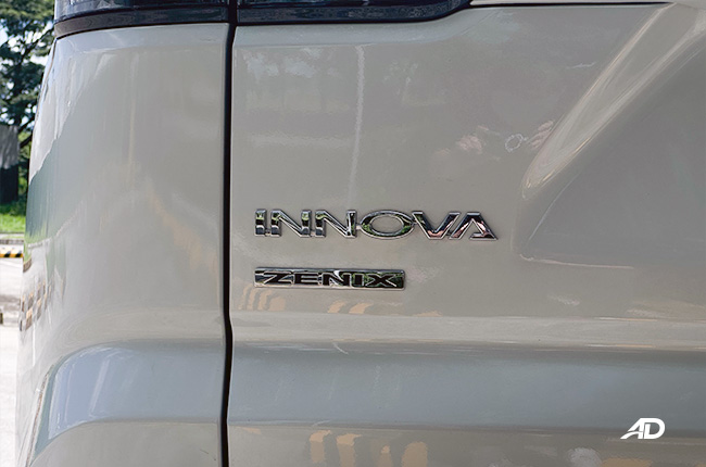 Toyota Innova Zenix Badge 