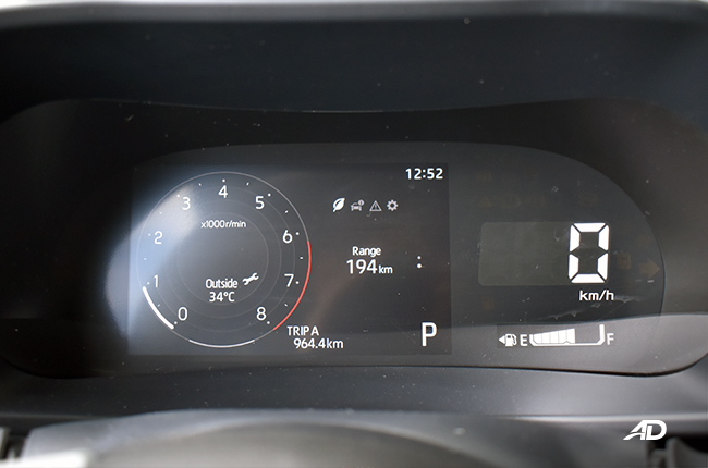 Toyota Raize 1.2 G CVT interior digital gauge cluster