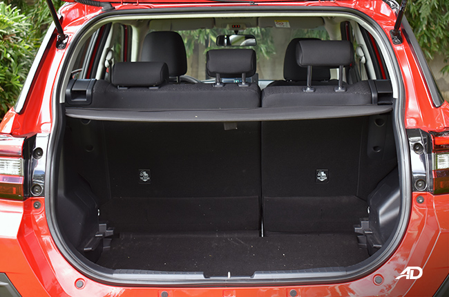 Toyota Raize 1.2 G interior rear cargo space