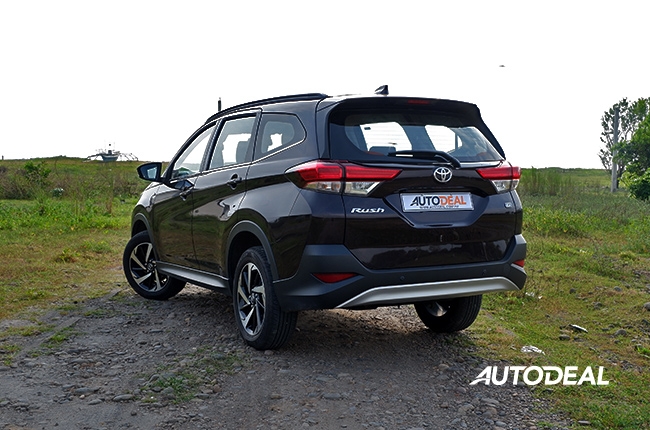Toyota Rush 1.5 G AT Exterior Rear