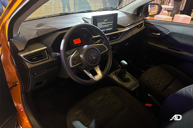 Toyota Wigo interior