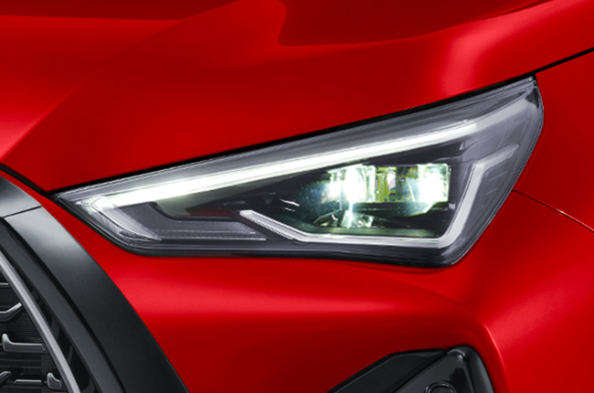 Toyota Yaris Cross Headlights