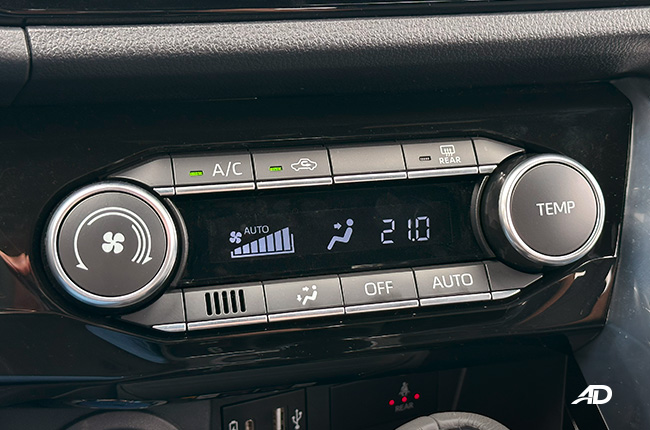 Toyota Yaris Cross HEV interior