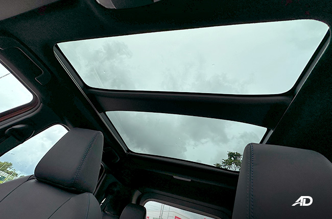 Toyota Yaris Cross HEV interior