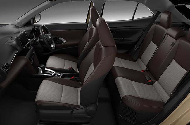 toyota yaris cross interior side