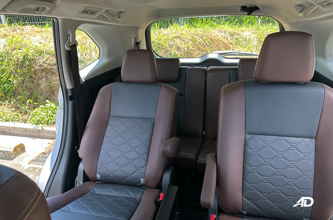 Toyota Zenix interior