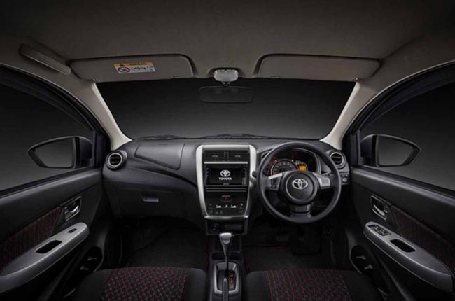 Toyta wigo interior dashboard 2020
