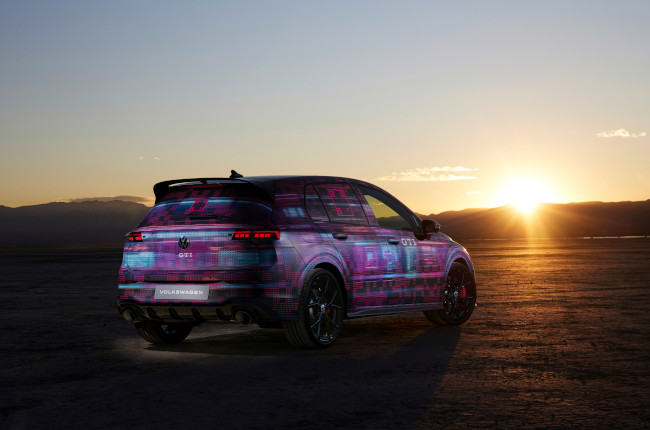 Volkswagen Golf GTI Clubsport Rear Quarter