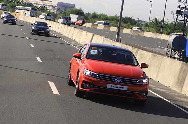 volkswagen lamando front adaptive cruise