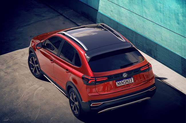 Volkswagen Nivus red side quarter