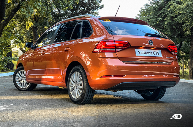 Volkswagen Santana GTS Exterior Rear quarter
