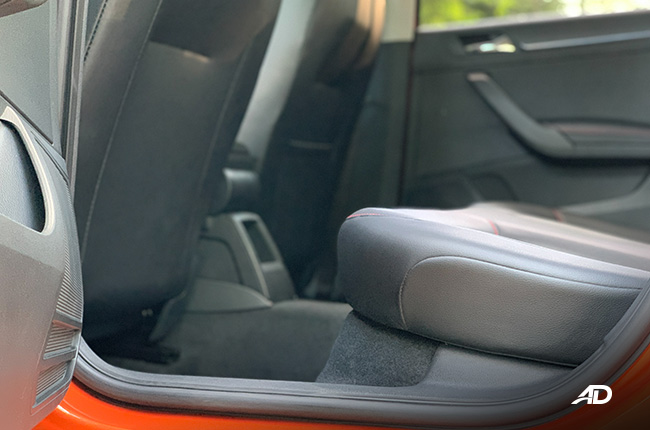 volkswagen santana gts wagon road test review rear legroom interior seats