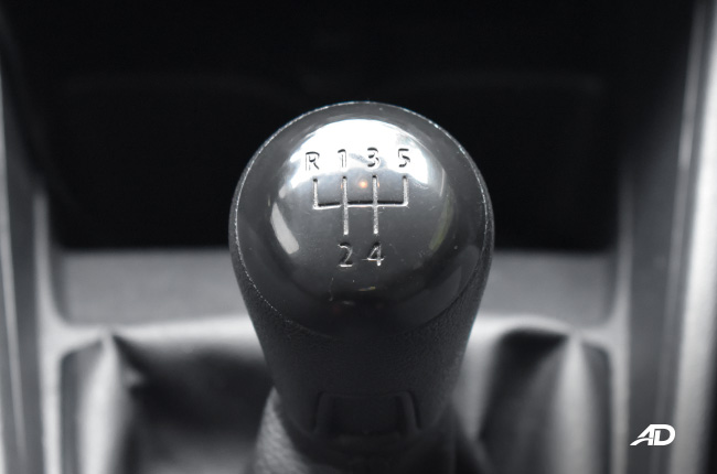 Volkswagen Santana interior gear shifter