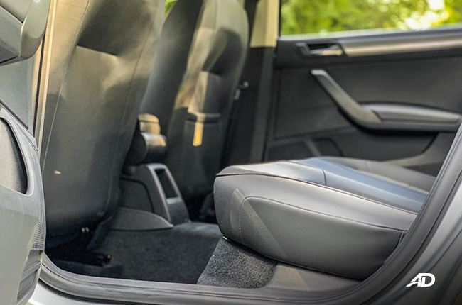 volkswagen santana road test interior rear cabin philippines
