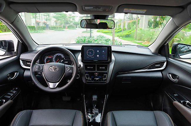 XP150 Vios facelift Interior