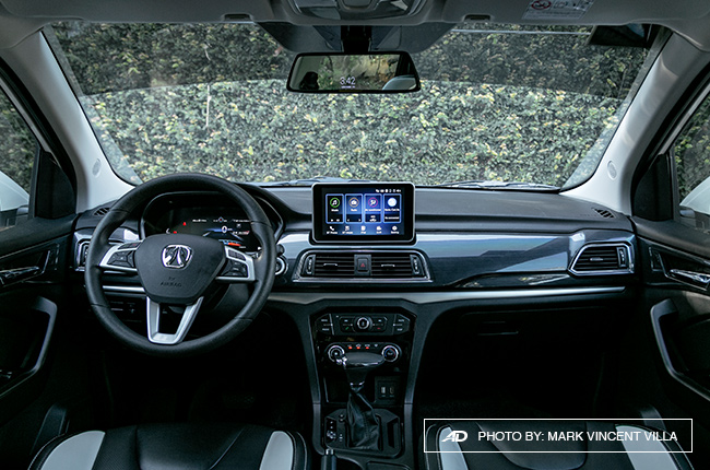 2019 BAIC M60 Luxury Interior and Cargo Space