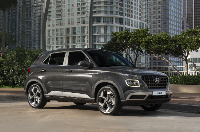 Hyundai’s smallest crossover returns with a 1.6-liter gasoline engine, three variants, and updated features.