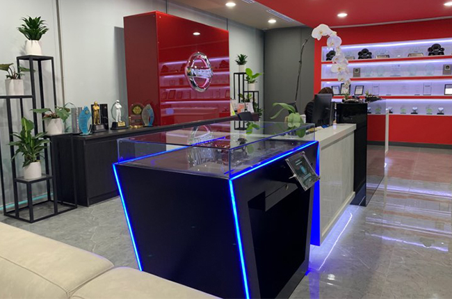 Nissan's new office