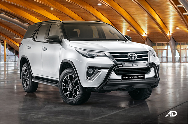 Toyota Fortuner Epic black