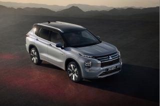 2026 Mitsubishi Outlander PHEV